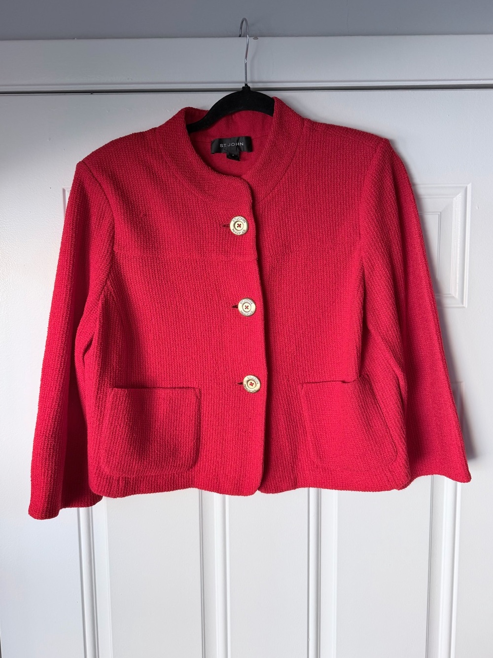 St. John‎ size M red blazer with gold buttons
